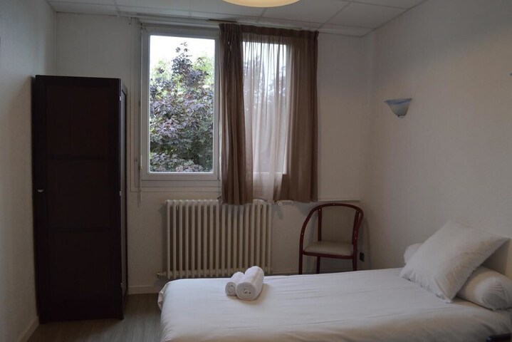 Room 10 of 45