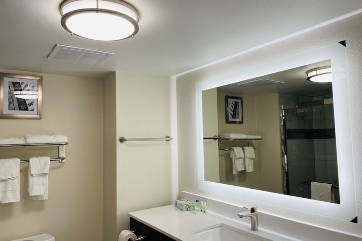 Room 52 of 72