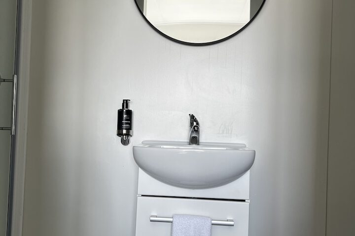 Room 17 of 26