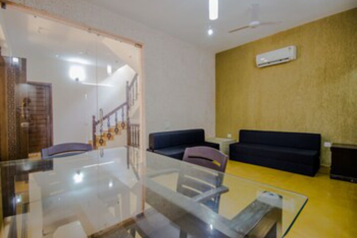 Room 8 of 25