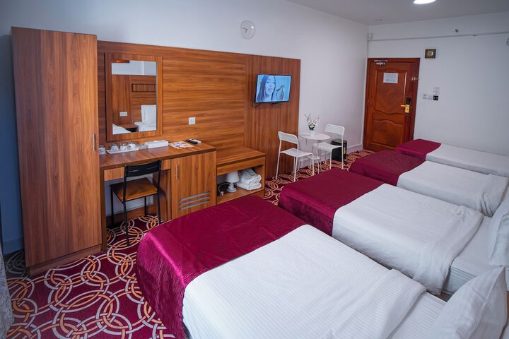 Room 21 of 60