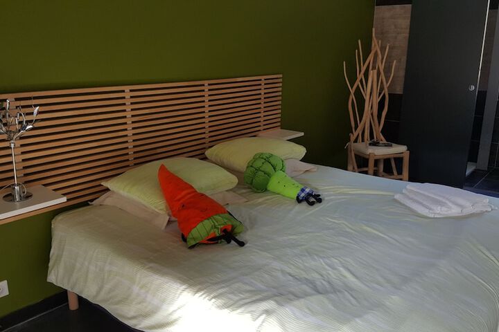 Room 8 of 39