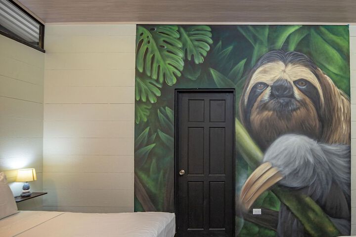 Room 3 of 64