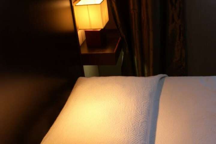 Room 3 of 34