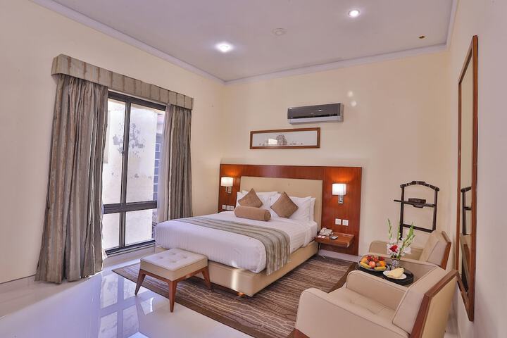 Room 6 of 19