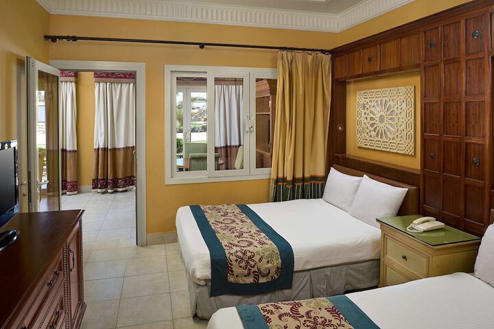 Room 15 of 119