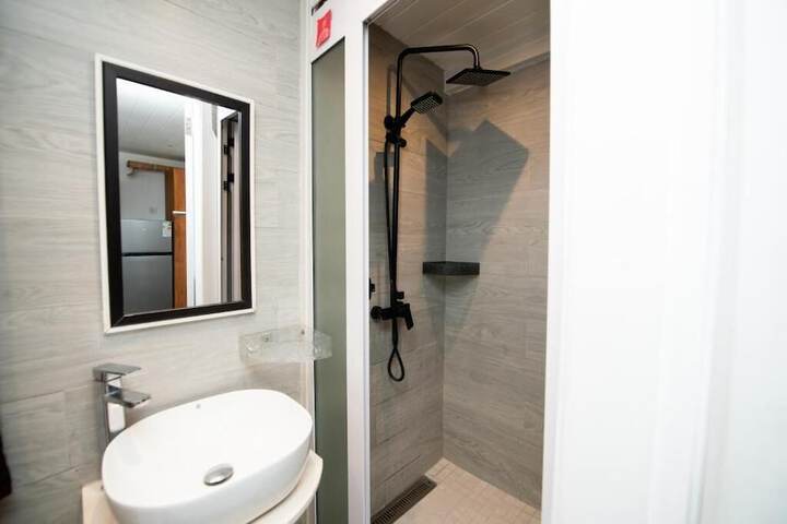 Room 40 of 52