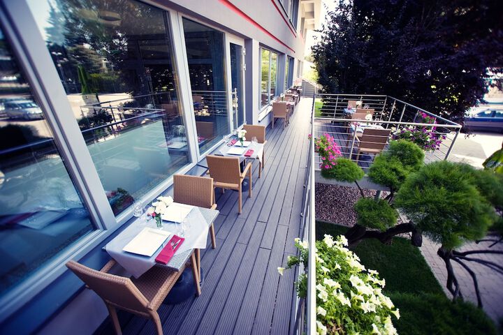 Terrace/Patio 69 of 73