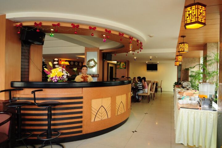 Photo 12