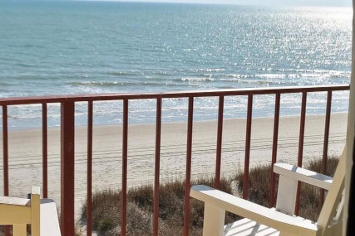 Premier Studio 2 Queen Beds Ocean Front Kitchenette (1 of 15)