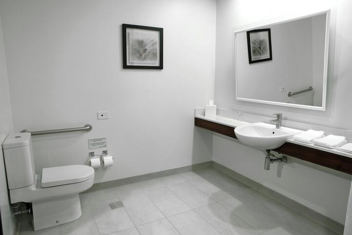 Clean Restrooms
