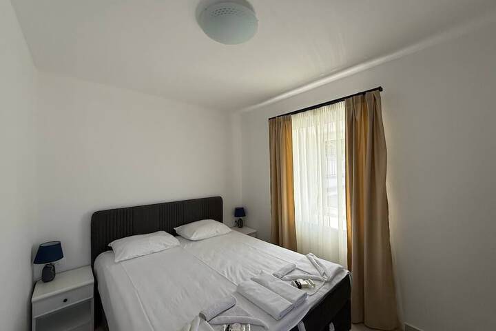 Room 46 of 74