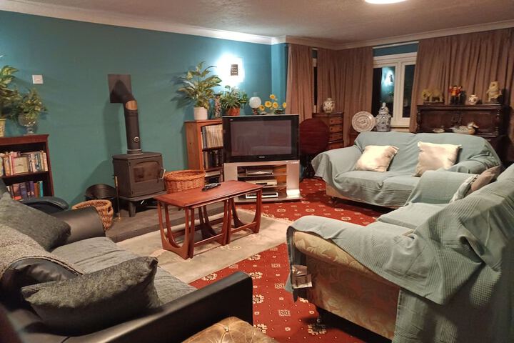 Room 16 of 31