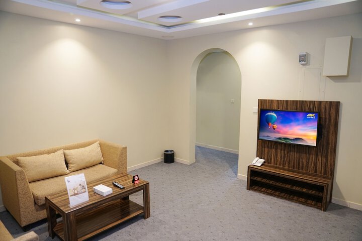 Room 15 of 27