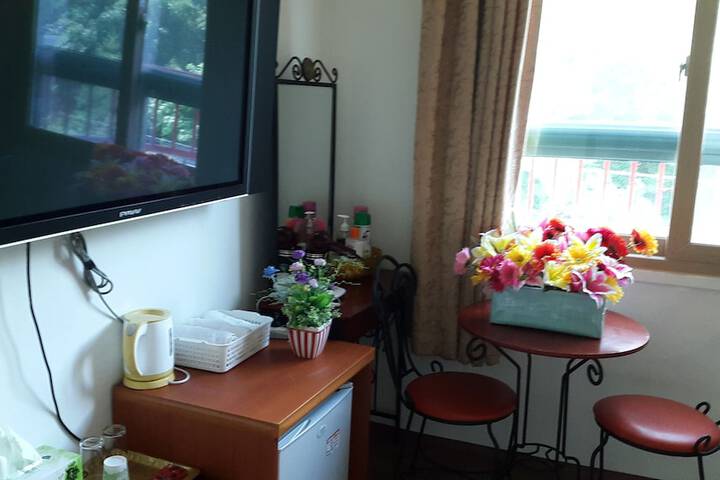 Room 15 of 41