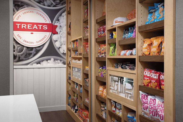 Snack bar