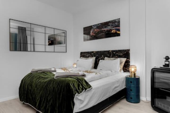Room 46 of 219