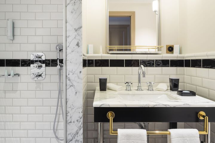 Bathroom Interior Photo