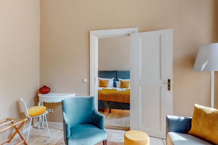 Room 5 of 60