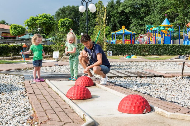 Childrens Activities 18 of 37