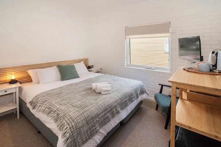 Room 9 of 71