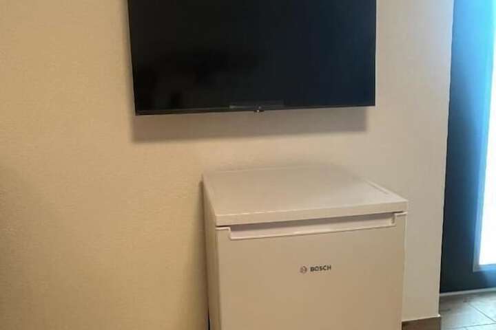 Room 8 of 24