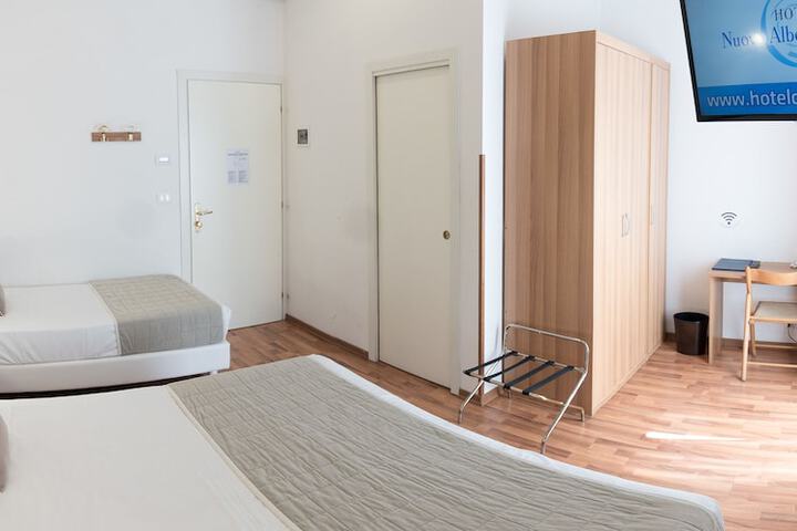 Room 31 of 62