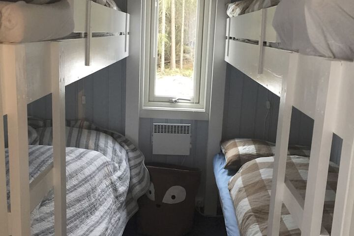 Room 6 of 22