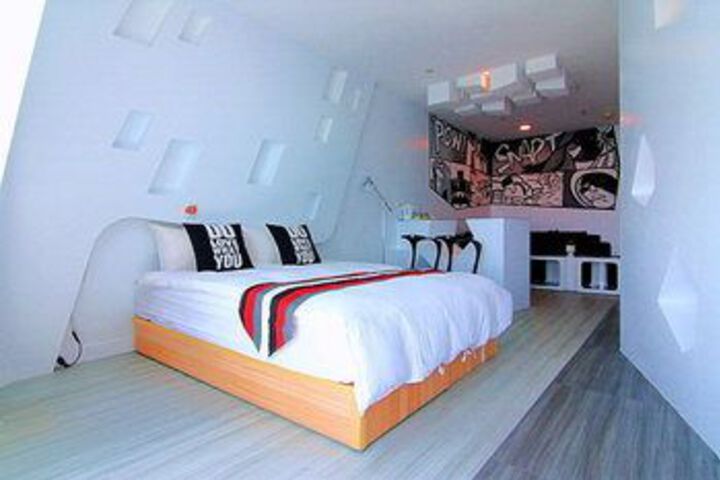 Room 14 of 52