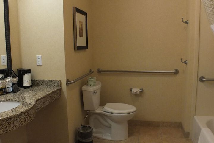 Room 53 of 75