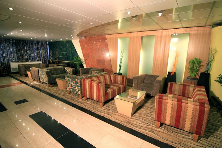 Guest Lobby