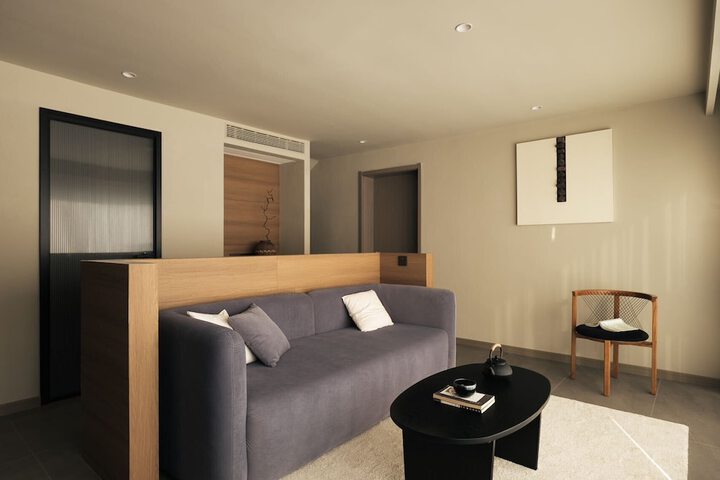Room 106 of 158