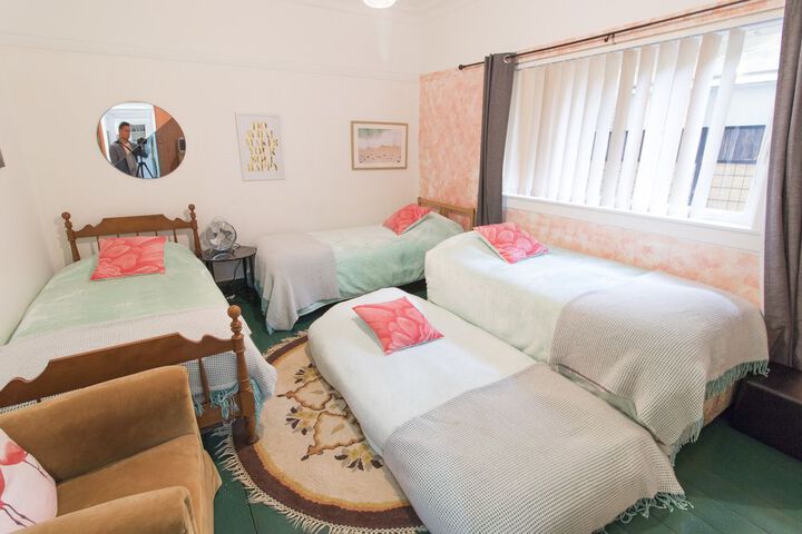 Room 7 of 48