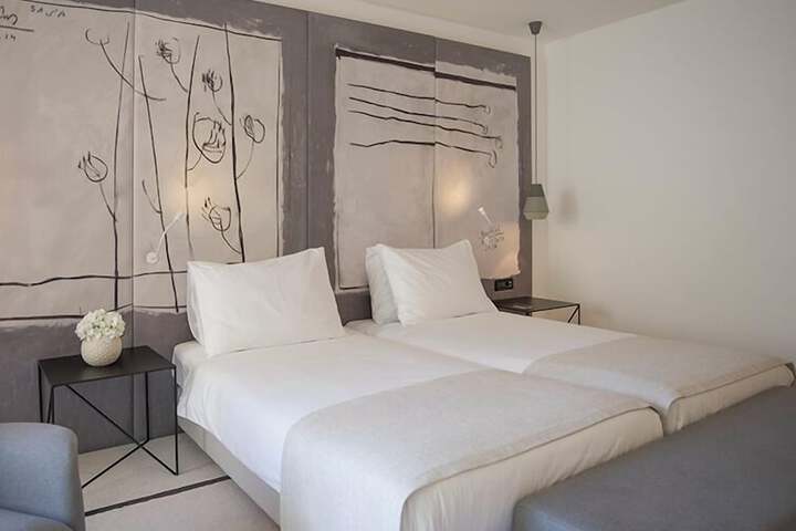 Room 16 of 59