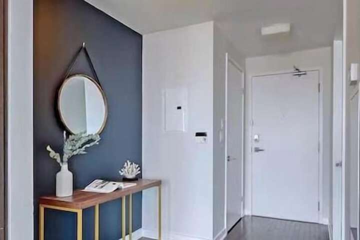 Room 8 of 74