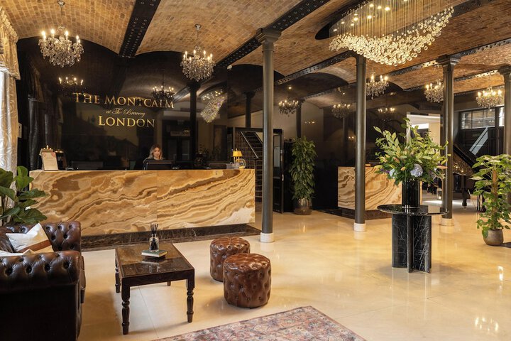 Entrance & Lobby