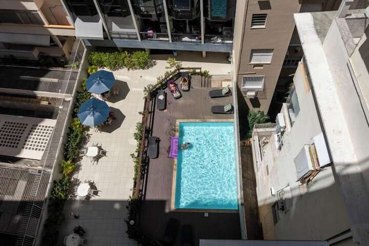 Pool 42 of 78
