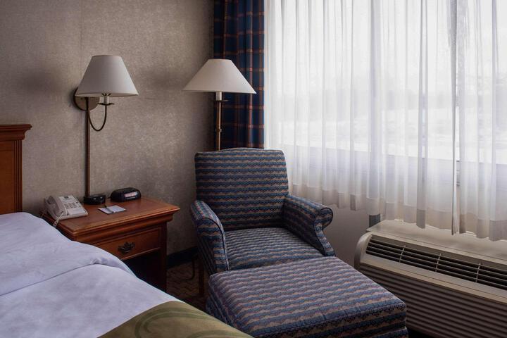 Standard | King Bed (6 of 20)