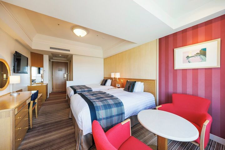 Room 32 of 149