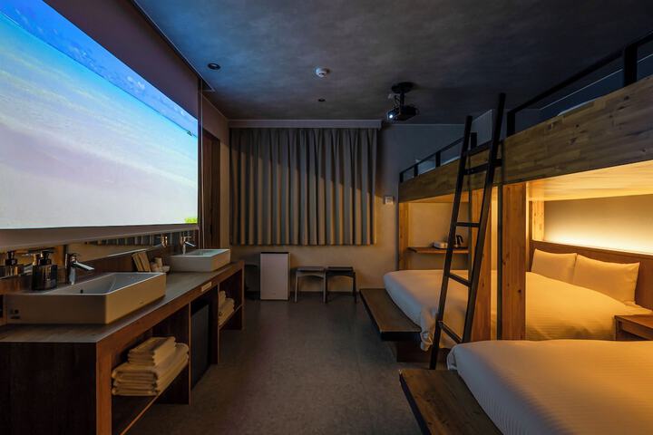 Room 9 of 51