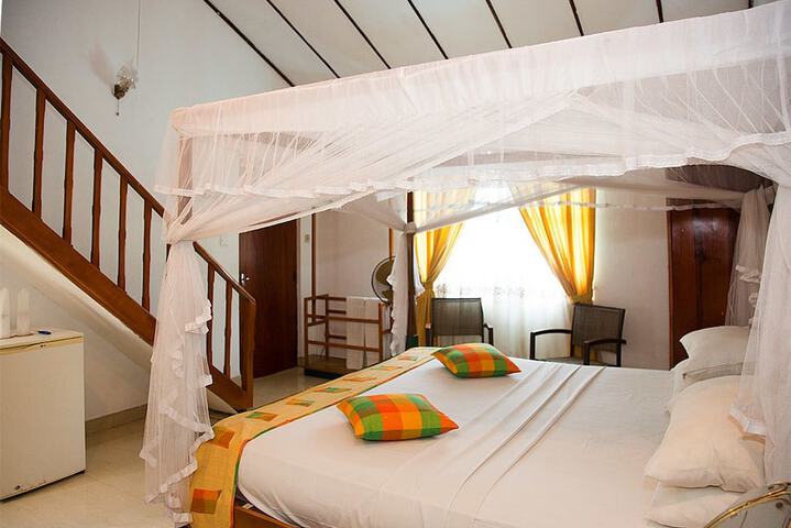 Room 10 of 91