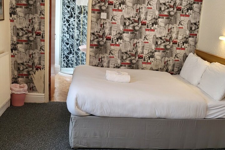 Room 49 of 109