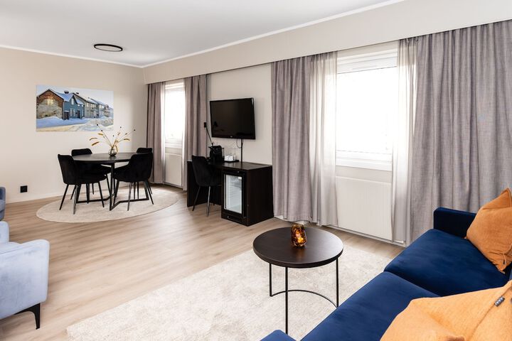 Room 25 of 61