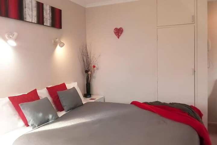 Room 19 of 68