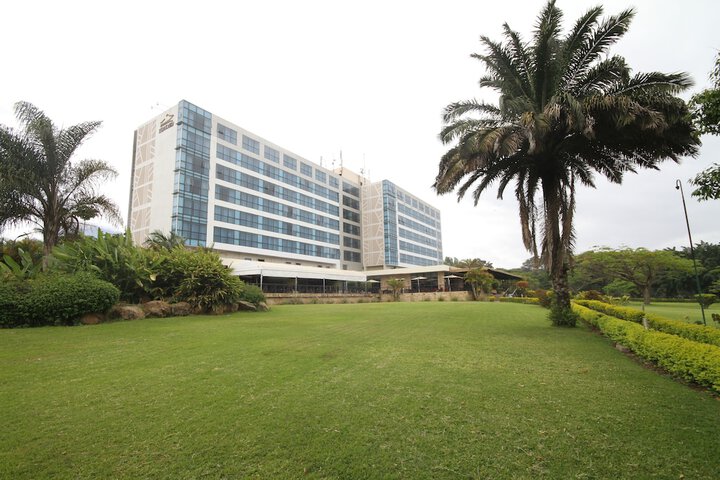 Hotel Exterior 71 of 89