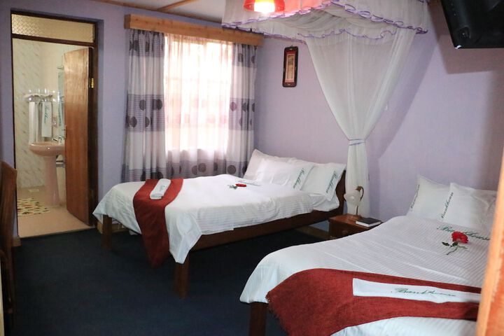 Room 9 of 50