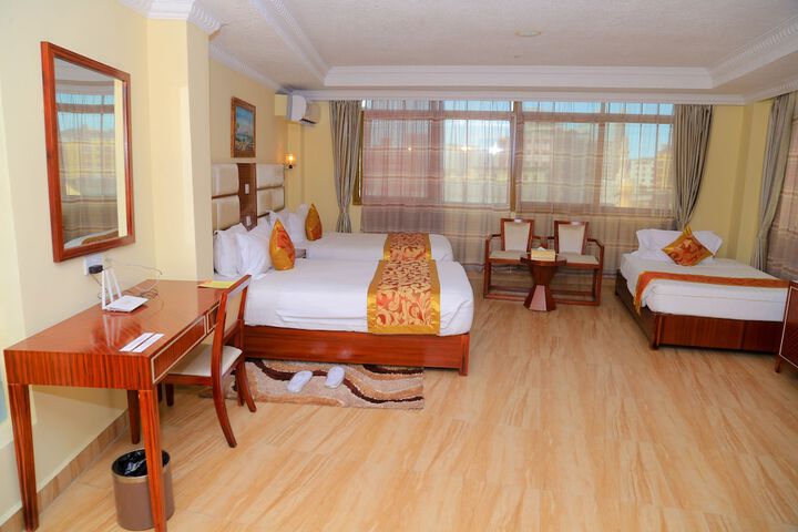 Room 20 of 90