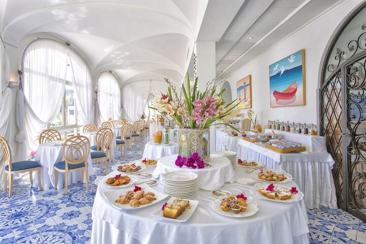 Dining 40 of 94