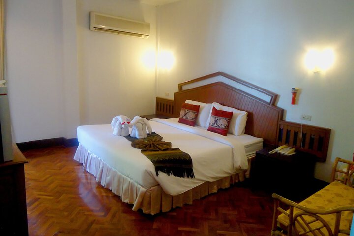 Room 16 of 62