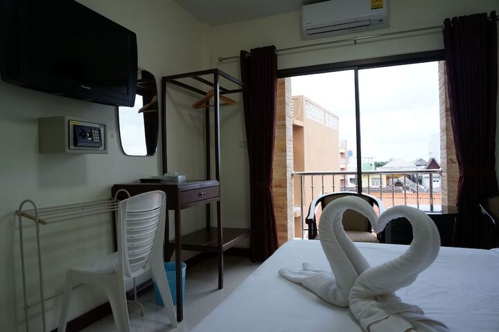Room 14 of 44